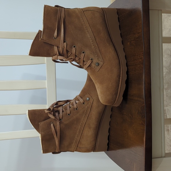 Bearpaw Women’s Krista Wedge Boots US 9 Brown/ Hickory USED ONCE LIKE NEW - Picture 2 of 6